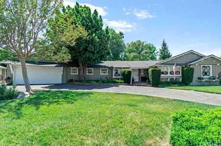 6123 Woodlake Ave Woodland Hills, CA 91367