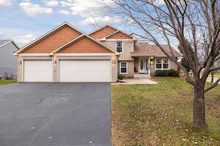 5706 Lone Oak Drive Savage, MN 55378