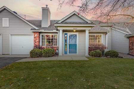 9909 Tamarack Cove Woodbury, MN 55125