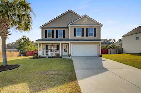 1003 Golden Aspen Dr Moncks Corner, SC 29461