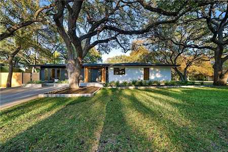 8900 Point West DR Austin, TX 78759