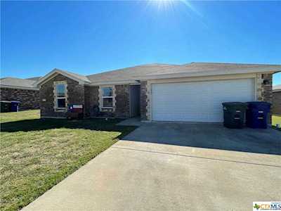 3509 Logsdon St Copperas Cove, TX 76522