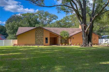 11206 Hidden Valley Dr Tampa, FL 33618