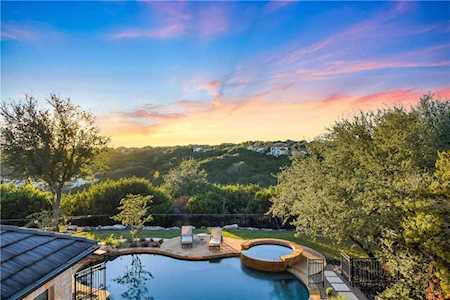 1616 Lakecliff Hills LN Austin, TX 78732