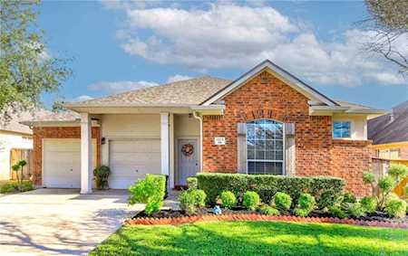 4213 Bent Wood CT Round Rock, TX 78665