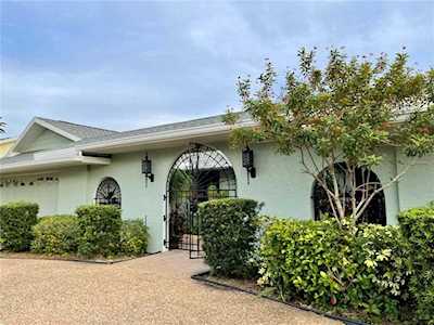 3856 Prairie Dunes Dr Sarasota, FL 34238