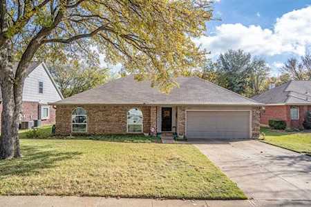4207 Meadow Drive Grapevine, TX 76051