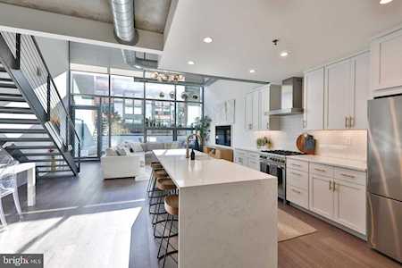 1352 South St #307 Philadelphia, PA 19147