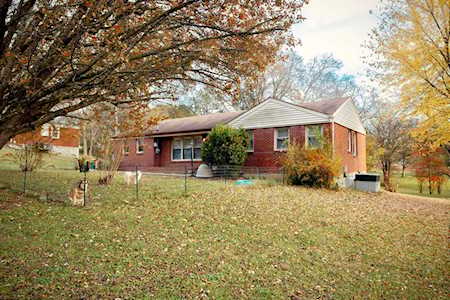 123 Draper Dr Goodlettsville, TN 37072