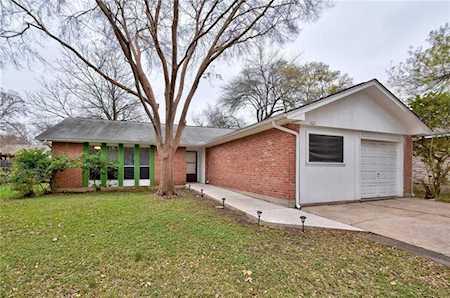1621 Chippeway LN Austin, TX 78745