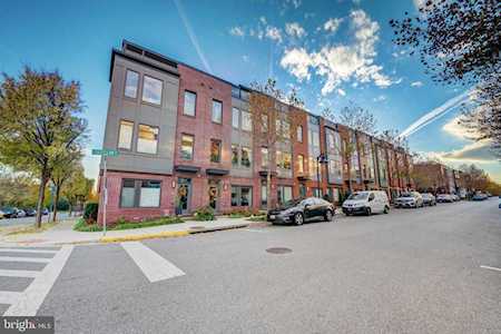 4559 Longfellow St Hyattsville, MD 20781