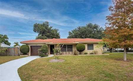 676 San Roy Dr S Dunedin, FL 34698