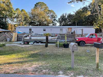 2923 Crittenden Drive Navarre, FL 32566