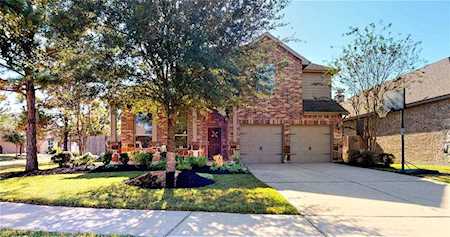 19507 Belton Shore Dr Cypress, TX 77433