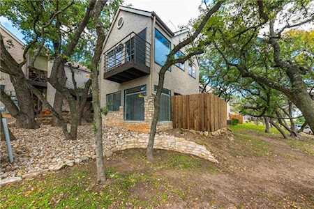 6810 Deatonhill DR #112 Austin, TX 78745