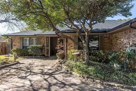 2104 Westbrook Drive Grapevine, TX 76051