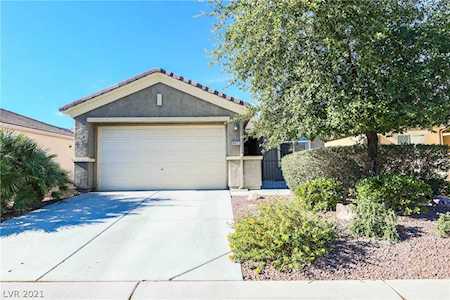 8421 Sherwood Park Dr Las Vegas, NV 89131