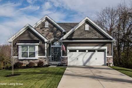 2001 Meadows Edge Ln Louisville, KY 40245