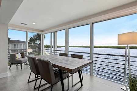 4420 Exeter Dr #302 Longboat Key, FL 34228