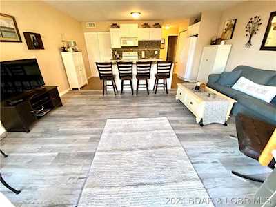 43 Southwood Shores Circle Lake Ozark, MO 65049