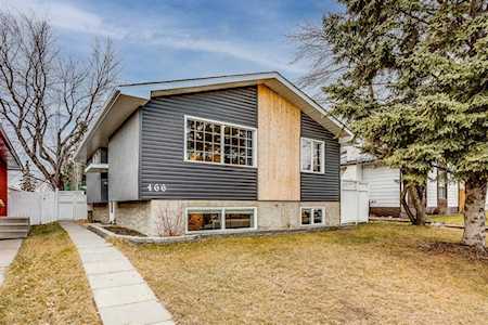 466 Huntley Way NE Calgary, AB T2K 4Z8