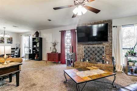 1825 Sonnet Drive Grapevine, TX 76051