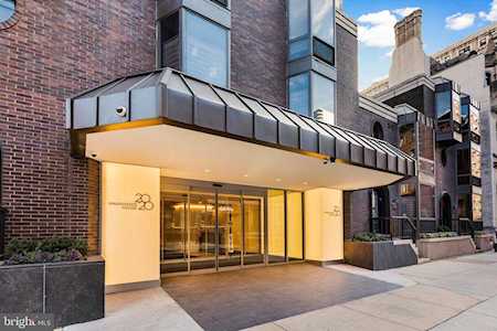 2020 Walnut St #7G Philadelphia, PA 19103