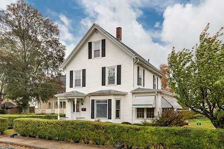 35 Granite Pl Milton, MA 02186