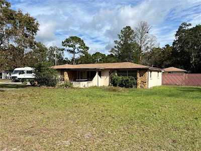 8248 Tanglewood Dr New Port Richey, FL 34654