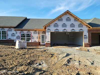 7304 Autumn Trace Dr #103 Louisville, KY 40214