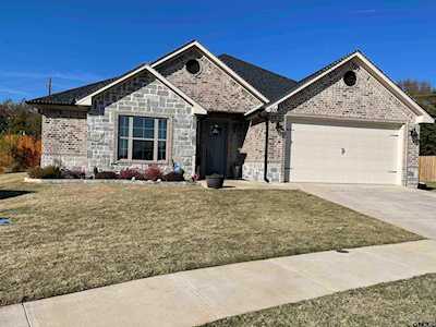 200 Patience Ave Lindale, TX 75771