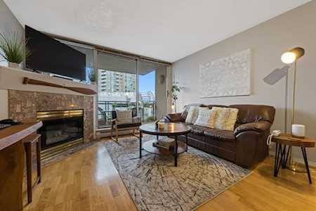 555 Abbott Street #610 Vancouver, BC V6B 6B8