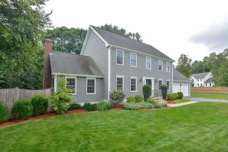 1109 Marston Rd Northbridge, MA 01588