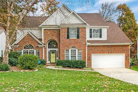 6013 Swanston Dr Charlotte, NC 28269