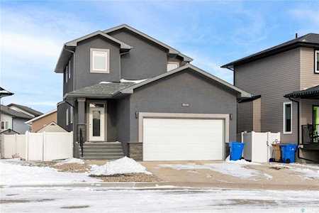 5034 Canuck Crescent Regina, SK S4W 0G4