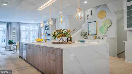 8205 River Road #18 Bethesda, MD 20817