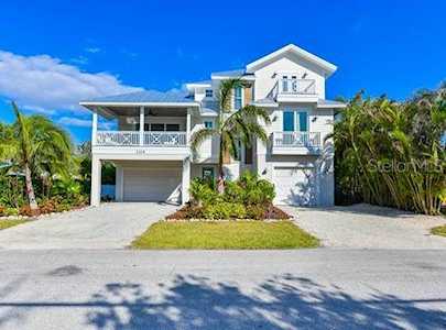 2119 Avenue B #A Bradenton Beach, FL 34217