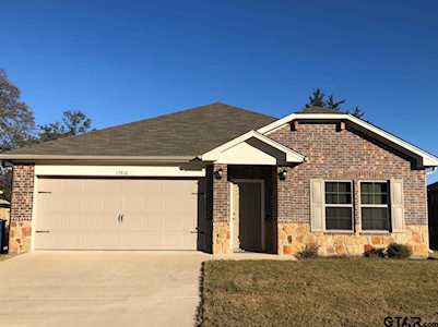 17416 Stacy St. Lindale, TX 75771