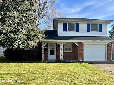 3814 Rimonte Dr Louisville, KY 40220