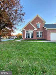43989 Clary Ct Ashburn, VA 20147