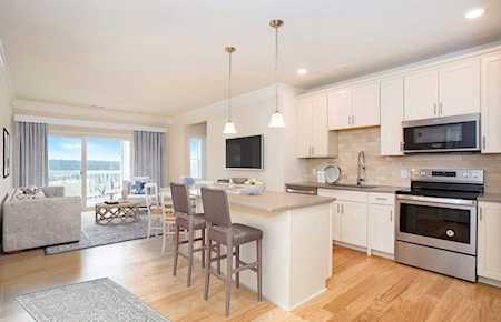 250 Martins Landing #305 North Reading, MA 01864
