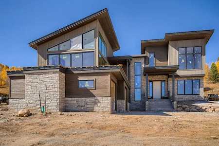 325 Raven Golf Ln Silverthorne, CO 80498