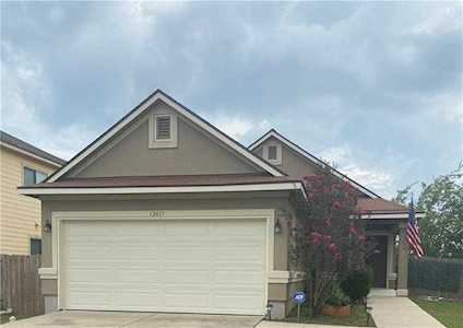 13017 Perconte DR Del Valle, TX 78617