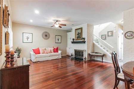 7160 Chimney CORS Austin, TX 78731