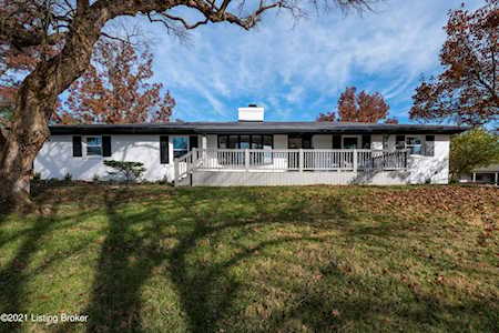 3509 Arrowwood Ct La Grange, KY 40031