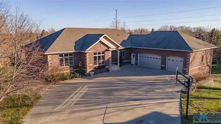 6805 W Stoney Creek Cir Sioux Falls, SD 57106