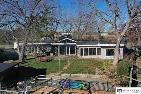830 Lakeside Dr Lincoln, NE 68528