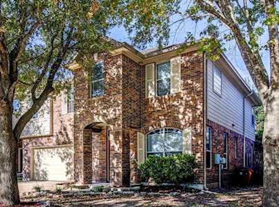 2020 Petrified Forest DR Austin, TX 78747