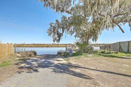 2705 Ashley Ferry Rd Charleston, SC 29414