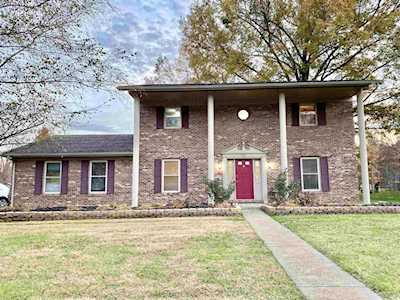7511 Fairview Drive Newburgh, IN 47630